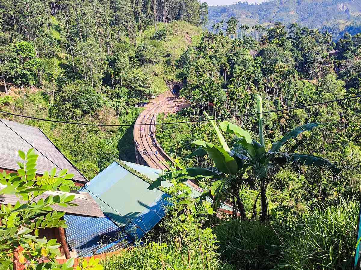 Train passing over Nine Arch Bridge in Ella