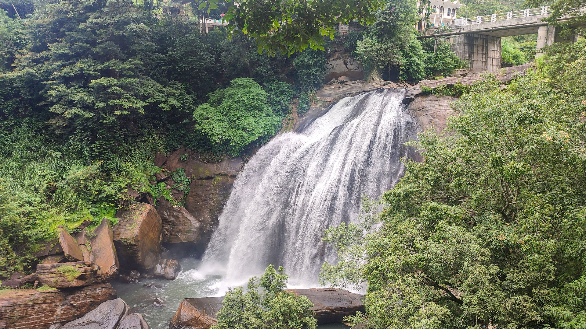 Huluganga Waterfall cascading 75 meters in Kandy District