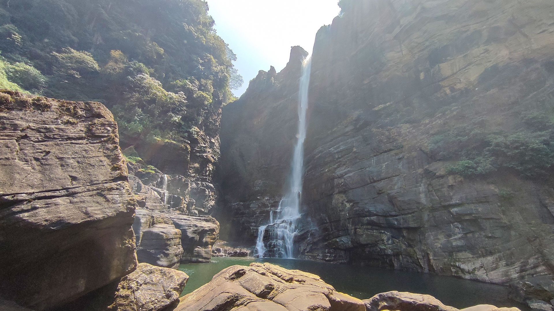 Lakshapana Waterfall cascading 129 meters in Maskeliya area