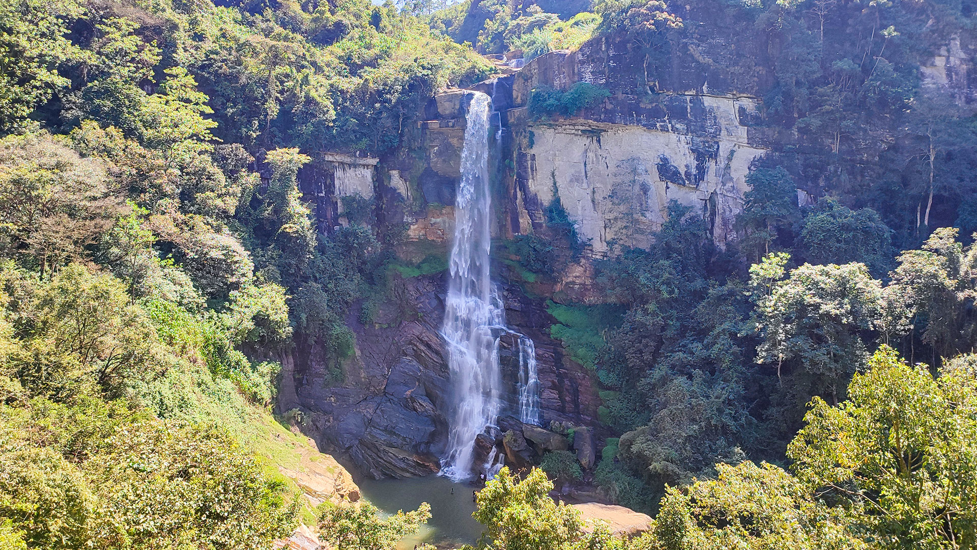 Upper Ramboda Fall cascading 12 meters in Ramboda area